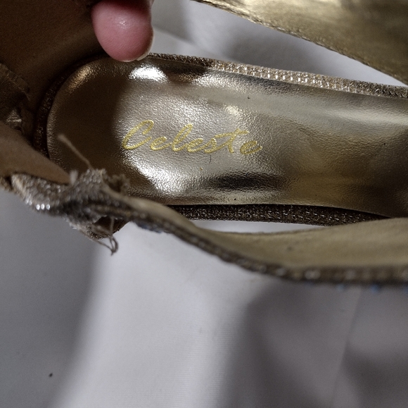 Women's Celeste gold heels - Picture 3 of 5